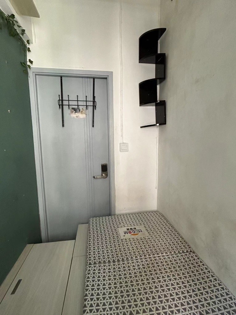 D01Yau Ma Tei Male Coliving space 寳翠大廈 2 mins to MTR  青年共居 - 旺角/油麻地 - 房间 (合租／分租) - Homates 香港