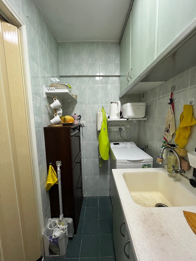 招女生室友合租，出租一房 - Tsuen Wan - Bedroom - Homates Hong Kong