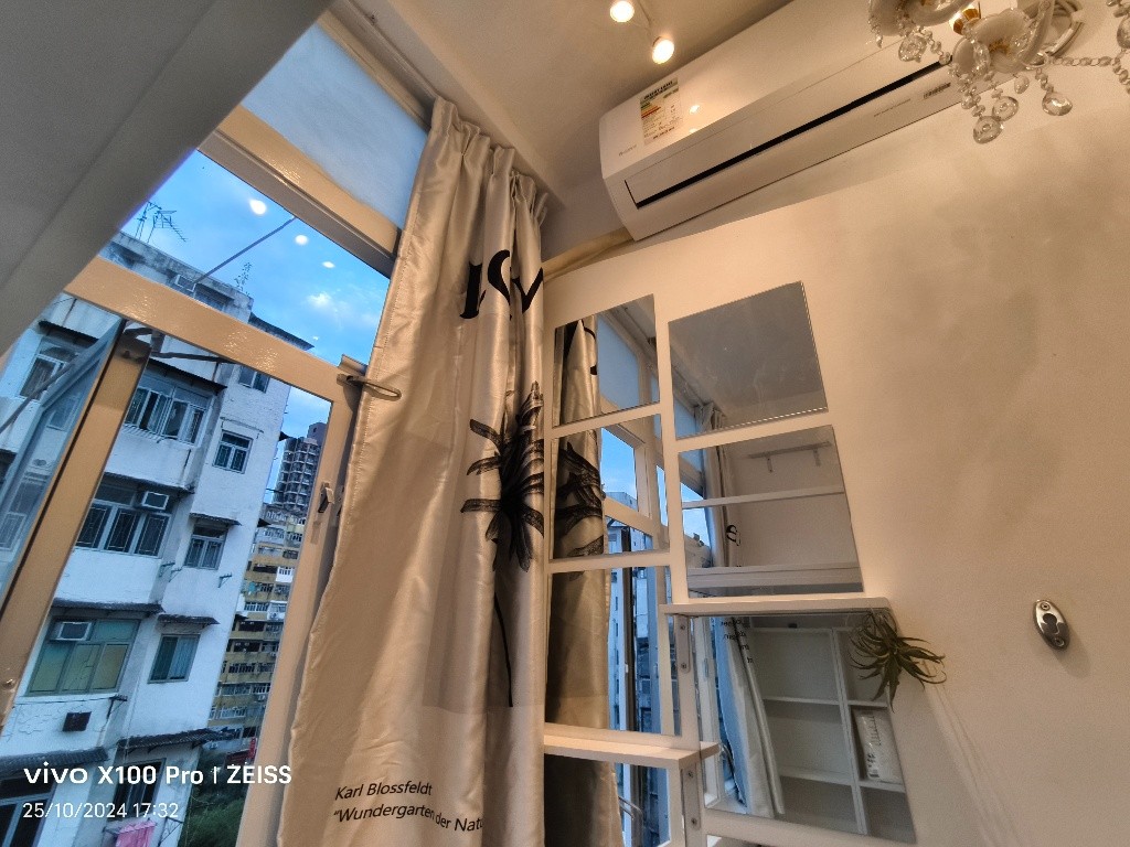 New shared apartment with separate rooftop garden 60ft to 90ft room size - 深水埗 - 房間 (合租／分租) - Homates 香港