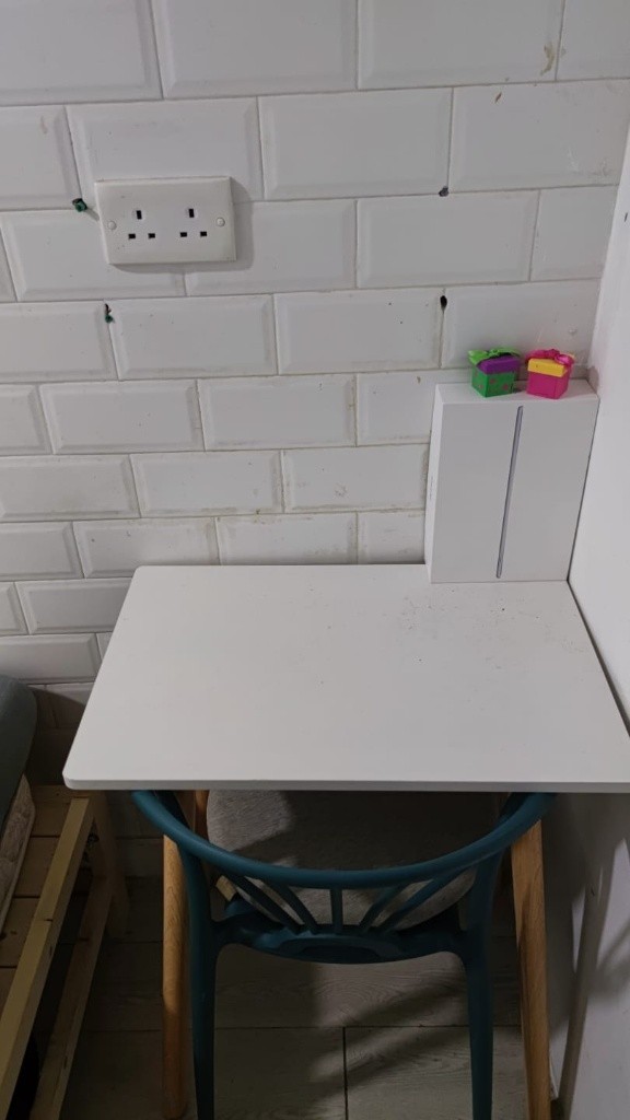 b02 CHEUNG SHA WAN ROAD MALE COLIVING SPACE  - 深水埗 - 房间 (合租／分租) - Homates 香港