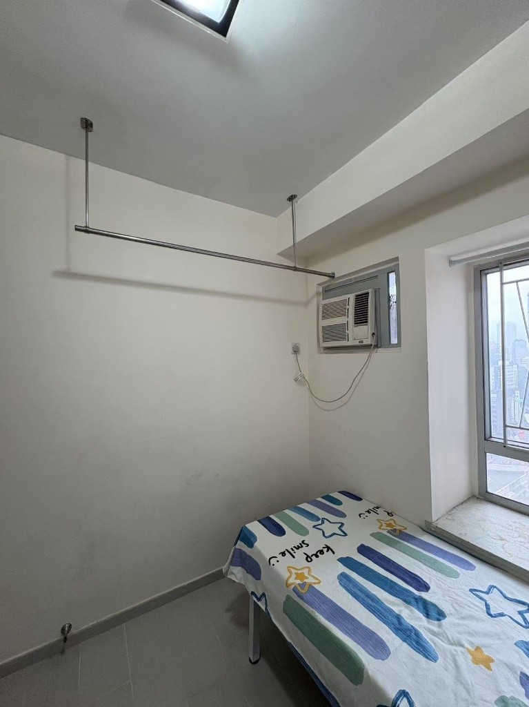 C037 Mong Kok Coliving Space locate at Mong Kok - 旺角/油麻地 - 房间 (合租／分租) - Homates 香港