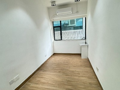 香港 -  - 九龍觀塘鴻圖道 55 號幸運工業大廈 9 樓 F 座    观塘地铁站A2出口