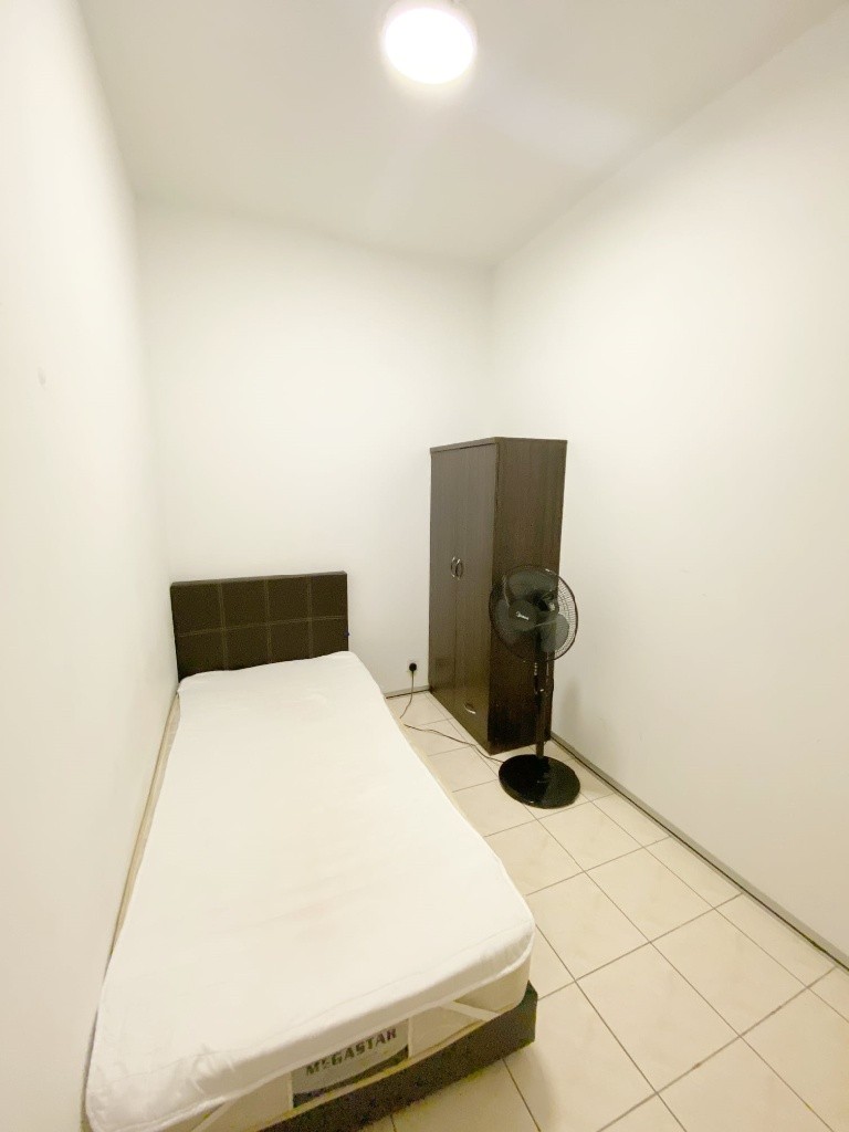 Single Room @ Vista Komanwel C, Bukit Jalil near LRT - Wilayah Persekutuan Kuala Lumpur - 房間 (合租／分租) - Homates 馬來西亞