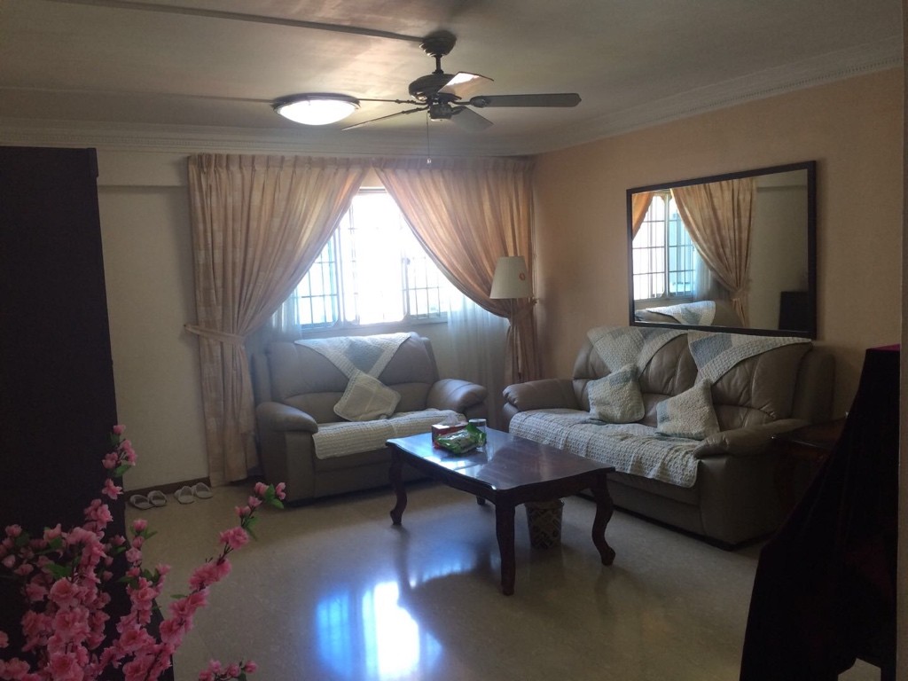 A HDB master room at blk 511 Ang Mo Kio Ave 8 fully furnished,near AMK MRT for rent - City Hall 政府大廈 - 分租房間 - Homates 新加坡