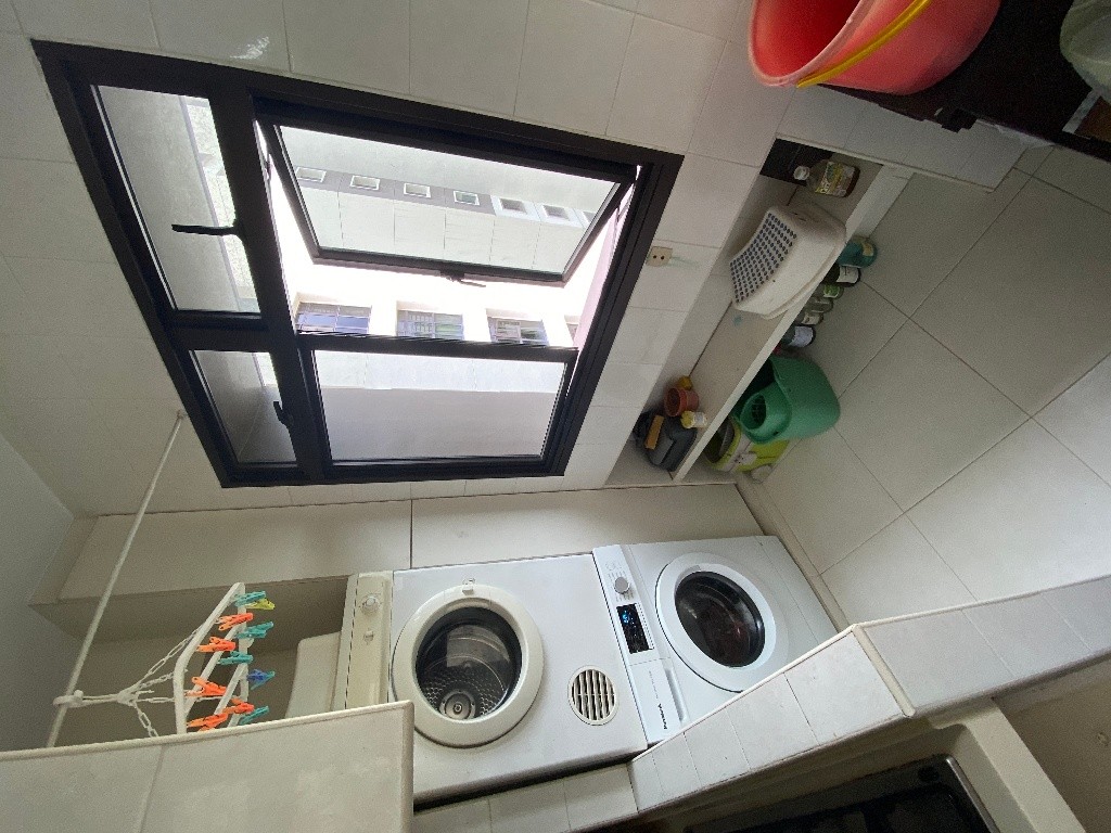 1 Common rooms for Rent in Telok Blangah Heights - Telok Blangah 直落布蘭雅 - 分租房間 - Homates 新加坡
