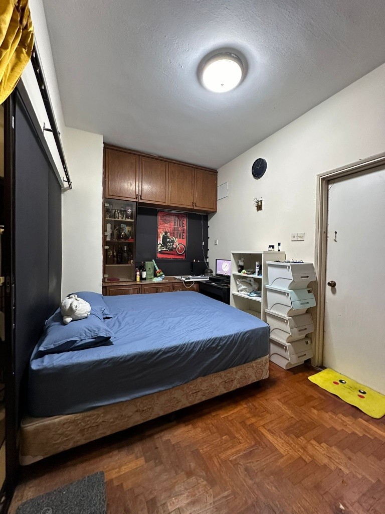 Sgd 850 Tiong Bharu Condominium Room For Rent - Tiong Bahru - Bedroom - Homates Singapore