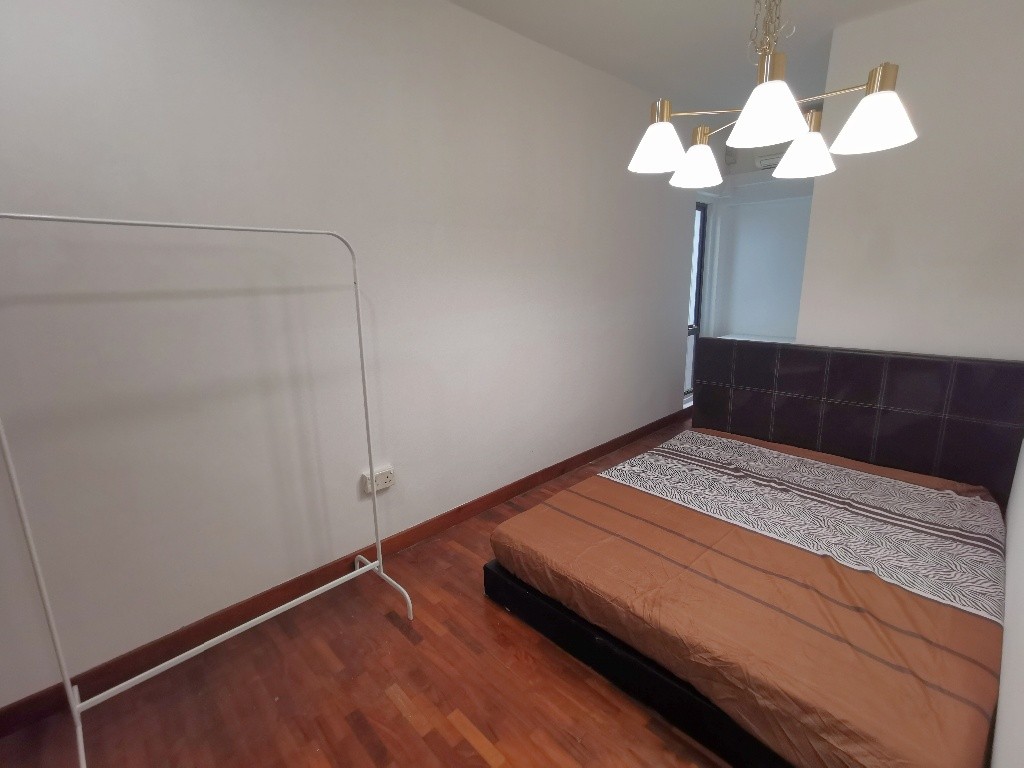 Immediate Available - Common Room/FOR 1 PERSON STAY ONLY/2 Shared Bathroom/Include Utilities/Wifi/Aircon/No Agent Fee/Light Cooking Allowed/Washing Machine - Marymount - Flat - Homates Singapore