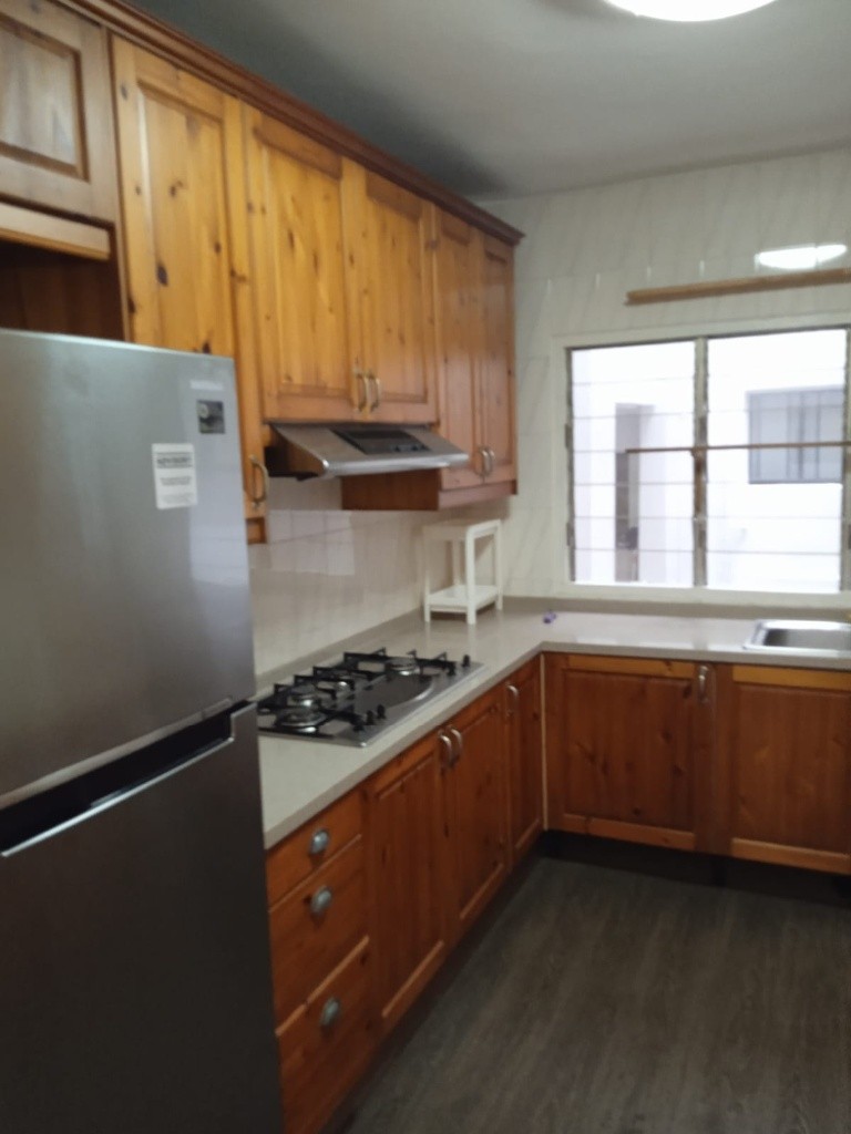 Immediate Available - Common Room/FOR 1 PERSON STAY ONLY/2 Shared Bathroom/Include Utilities/Wifi/Aircon/No Agent Fee/Light Cooking Allowed/Washing Machine - Marymount - Flat - Homates Singapore
