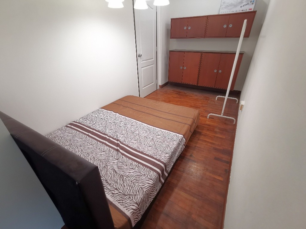 Immediate Available - Common Room/FOR 1 PERSON STAY ONLY/2 Shared Bathroom/Include Utilities/Wifi/Aircon/No Agent Fee/Light Cooking Allowed/Washing Machine - Marymount - Flat - Homates Singapore