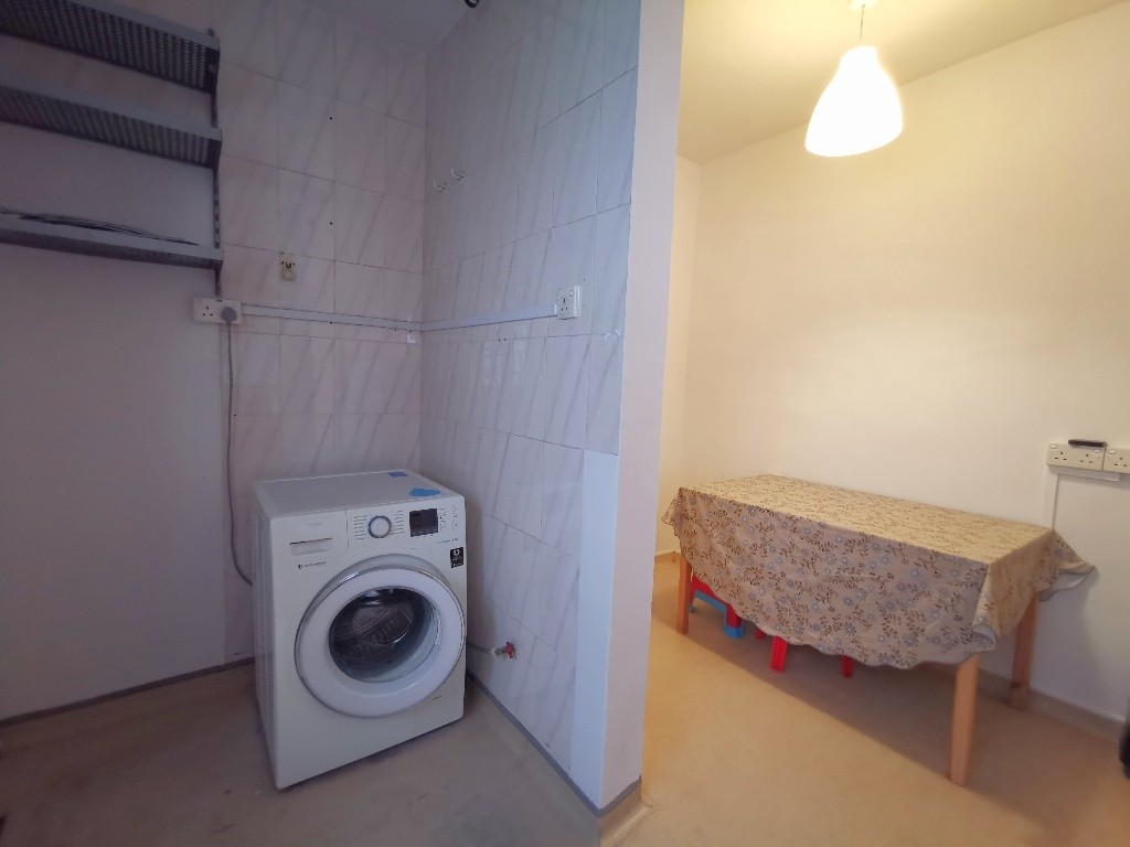 Immediate Available - Common Room/FOR 1 PERSON STAY ONLY/2 Shared Bathroom/Include Utilities/Wifi/Aircon/No Agent Fee/Light Cooking Allowed/Washing Machine - Marymount - Flat - Homates Singapore