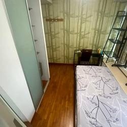 Available immediate - Common Room/FOR 1 PERSON STAY ONLY/ Wifi/ Air-con/No owner staying/No Agent Fee/Cooking allowed/Paya Lebar MRT, Dakota MRT/Private lift access to apartment - Eunos 友諾士 - 分租房間 - Homates 新加坡