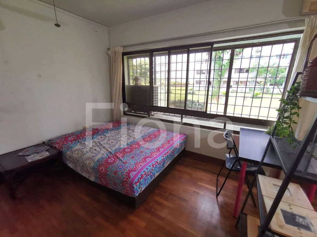 Immediate Available - Common Room/Strictly Single Occupancy/Wifi/ Aircon/no Owner Stayin/No Agent Fee/Cooking allowed/Near Braddell MRT/Marymount MRT/Caldecott MRT - Braddell - Bedroom - Homates Singapore