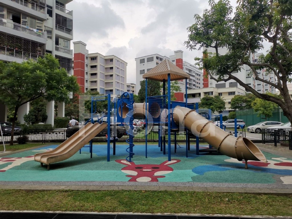 Available 11Sep - Common Room/Strictly Single Occupancy/no Owner Staying/No Agent Fee/Cooking allowed/Near Lorong Chuan MRT MRT/Serangoon MRT  - Punggol - Bedroom - Homates Singapore