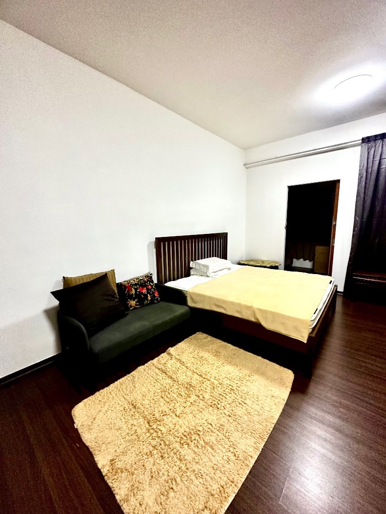 Rare Huge Master bedroom for rent in KATONG/ MARINE PARADE / JOOCHIAT - Marine Parade 馬林百列 - 分租房間 - Homates 新加坡