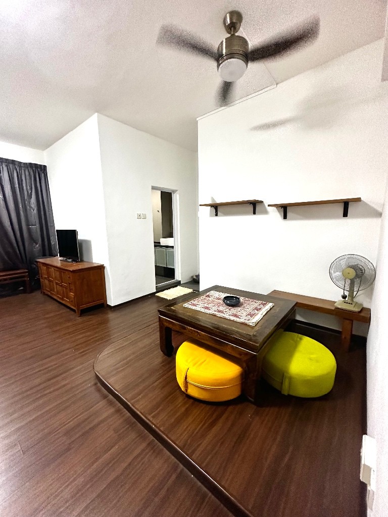 Rare Huge Master bedroom for rent in KATONG/ MARINE PARADE / JOOCHIAT - Marine Parade 馬林百列 - 分租房間 - Homates 新加坡