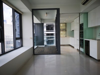 Large Ensuite Queen Bed Room in Stunning Condo! - 16 Enggor St