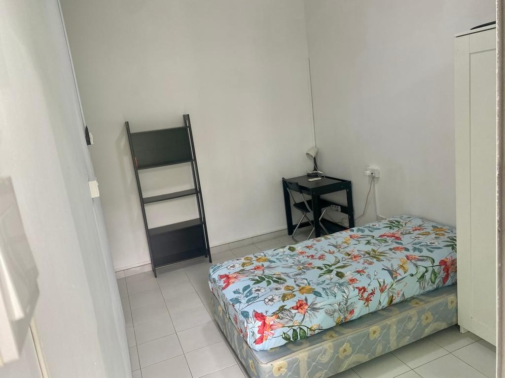 Available Immediate - Common Room/Strictly Single Occupancy/Wifi/Aircon/no Owner Staying/No Agent Fee/Cooking allowed/Near Lorong Chuan MRT MRT/Serangoon MRT  - Punggol 榜鵝 - 分租房間 - Homates 新加坡