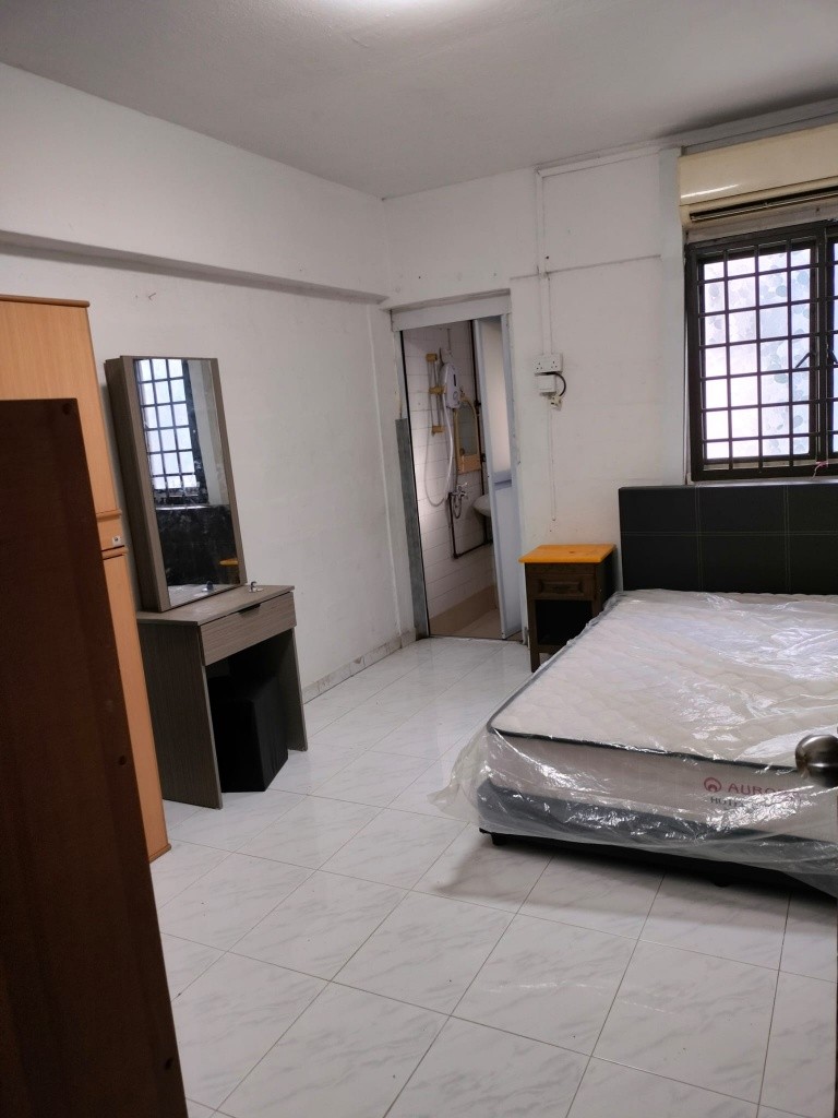 Master room Available  - Marsiling - Flat - Homates Singapore