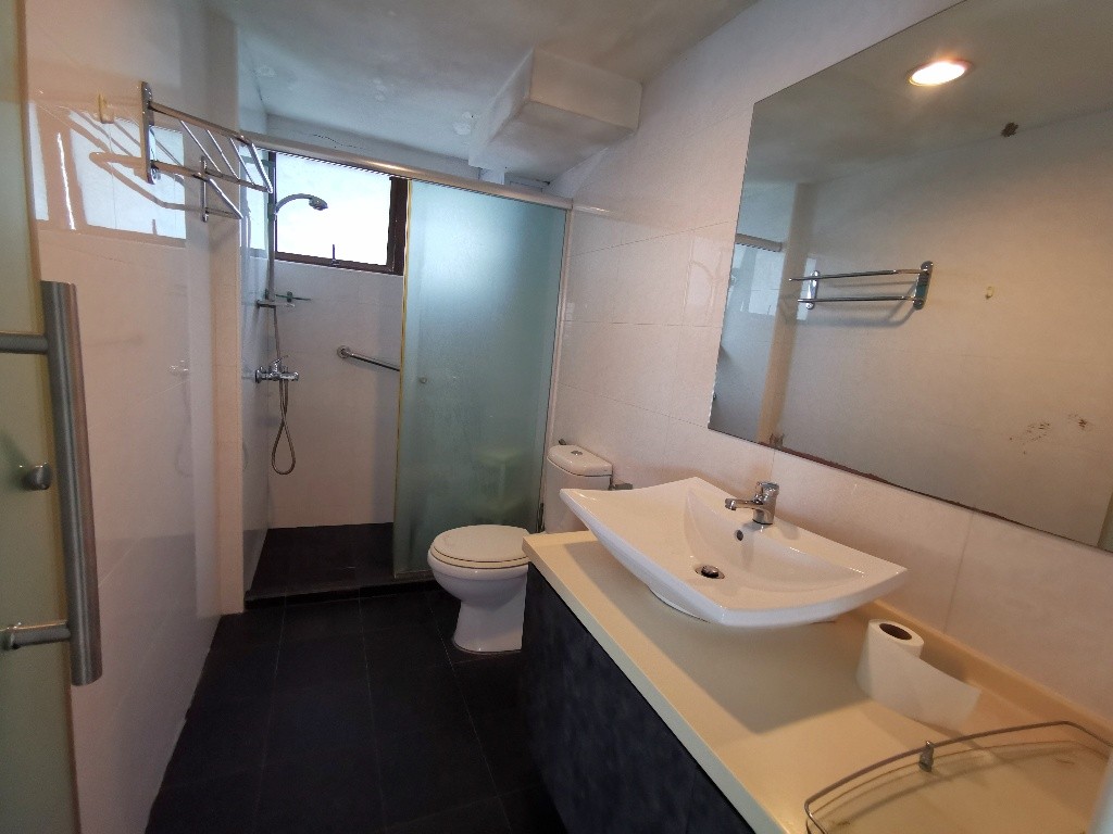 Available 4 May/Common Room/1 or 2 person stay/Shared bathroom/WIFI/  Air-con/no Owner Staying /No Agent Fee/Cooking allowed/Near Braddell MRT/Marymount MRT/Caldecott MRT - Marymount 瑪麗蒙 - 分租房間 - Homates 新加坡