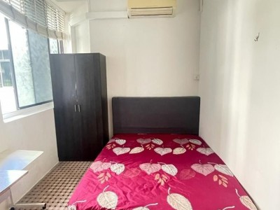 Tiong bahru / Outram - Common Room - Available 6 May - 6C Kim Tian Road 