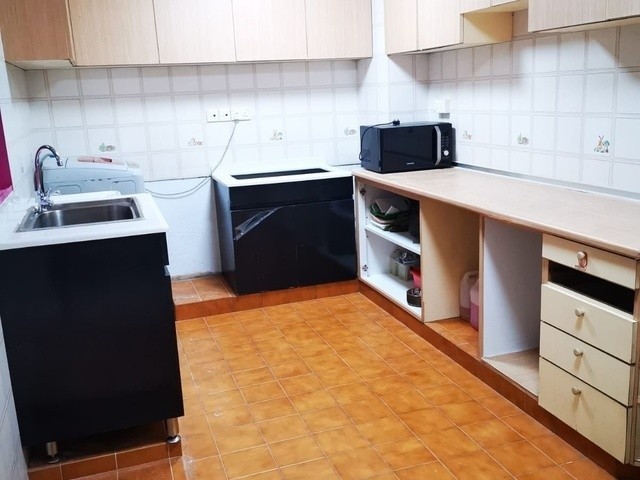 Available 2 May - Master Bed Room/ Private Bathroom/Strictly Single Occupancy/no Owner Staying/No Agent Fee/Cooking allowed/Bugis MRT/ Lavender / Nicoll Highway MRT / Katong  - Bugis - Flat - Homates Singapore