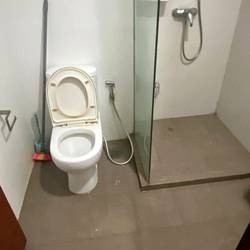  Available Immediate- Common Room/No Owner Staying/No Agent Fee/Allowed Cooking/No Pets Allowed/Near Somerset MRT, Fort Canning MRT, Dhoby Ghaut, and Great World MRT - Dhoby Ghaut - Bedroom - Homates Singapore