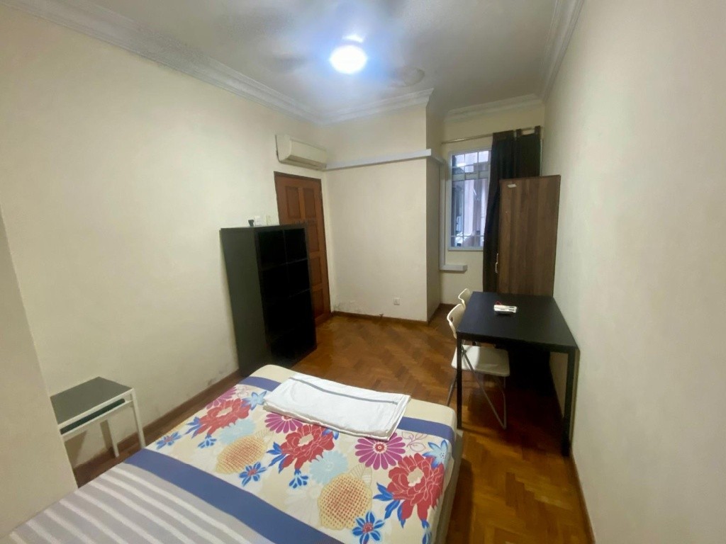 Available Immediate-Common Room / 1 or 2 person stayy/no Owner Staying/No Agent Fee/Cooking allowed/ Shared Bathroom/Novena MRT / Boon Keng MRT / Toa Payoh MRT / Farrer Park  - Boon Keng - Bedroom - Homates Singapore