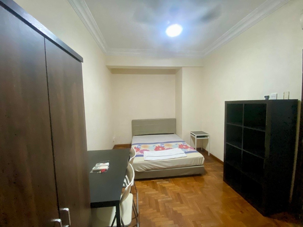 Available Immediate-Common Room / 1 or 2 person stayy/no Owner Staying/No Agent Fee/Cooking allowed/ Shared Bathroom/Novena MRT / Boon Keng MRT / Toa Payoh MRT / Farrer Park  - Boon Keng - Bedroom - Homates Singapore