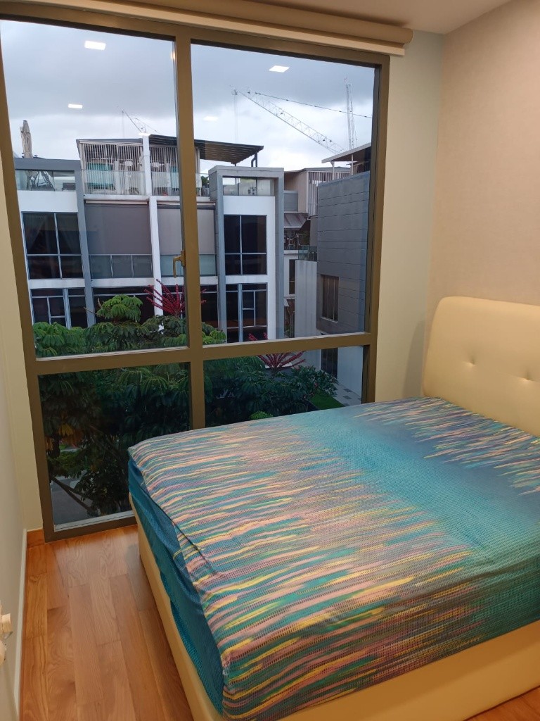  Queen size storage bed and mattress/Aircon,/Prefer female - Ang Mo Kio 宏茂橋 - 分租房間 - Homates 新加坡