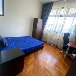 Available 16 Aug - Common Room/no Owner Staying/No Agent Fee/Cooking allowed/Near Somerset MRT/Newton MRT/Dhoby Ghaut MRT - Dhoby Ghaut - Bedroom - Homates Singapore