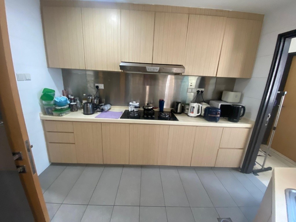 Available 21 Sep-Common Room/1 or 2 person stay/Wi-Fi/No owner staying/No Agent Fee / Cooking allowed/Near Toa Payoh/ Boon Keng / Novena MRT  - Toa Payoh - Bedroom - Homates Singapore