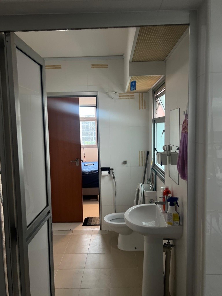 Whole Unit at Bukit Batok - Bukit Batok - Flat - Homates Singapore