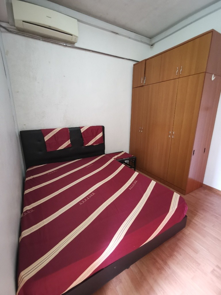 Near Somerset MRT / Dhoby Gaut Mrt / Orchard / Common Room for Rent/ Available Immediate/ No Agent Fee - Newton 纽顿 - 分租房间 - Homates 新加坡