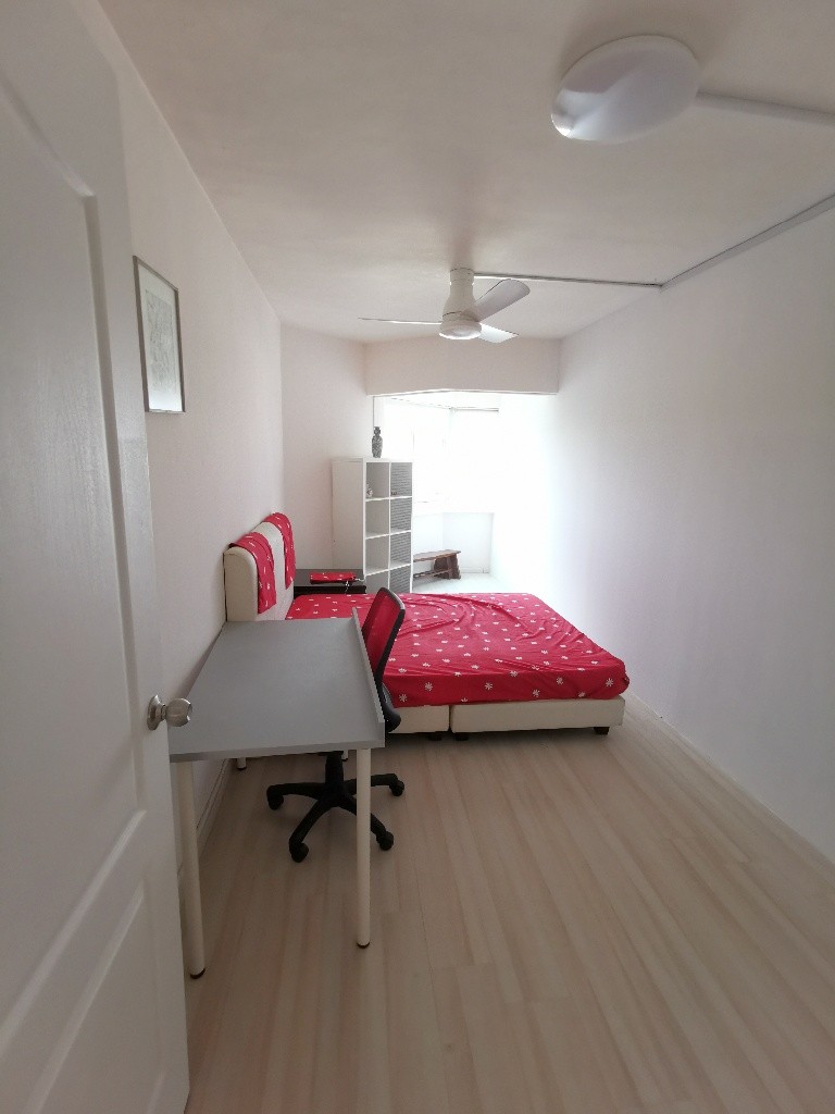 Jurong East MRT / Toh Guan MRT / Chinese Garden MRT/ Common Room / 2 Dec Available / No Agent Fee - Jurong East 裕廊东 - 分租房间 - Homates 新加坡