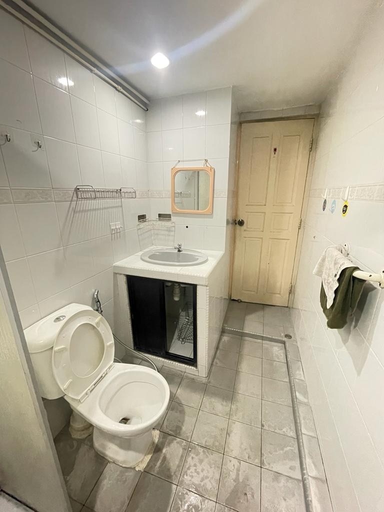 Siglap MRT / Bedok MRT/Kembangan MRT/Tanah Merah MRT/Common Room/Near Changi Airport/1-2 person stay /Wifi/Aircon/Include Utilities/no Owner Staying/No Agent Fee/Cooking  Allowed/Available 18 Apr  - B - Homates Singapore