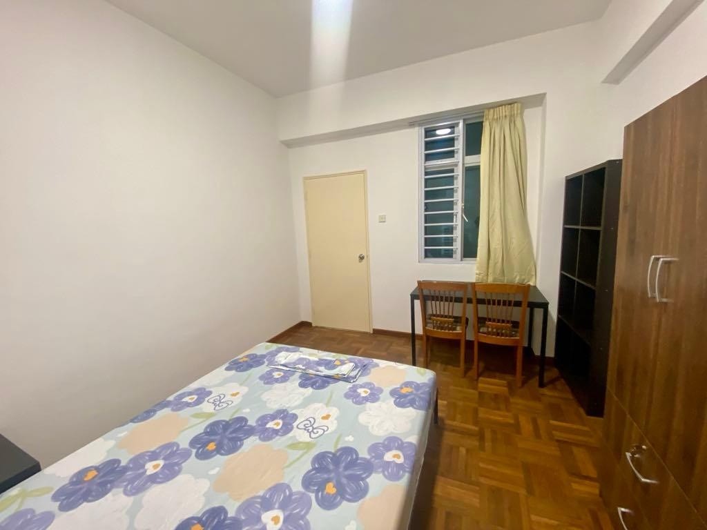 SUMMER GREEN 2 Toa Payoh/ Boon Keng / Novena MRT/ Available Immediate/ Min 3 - 12 Month Rental / Include utilities / No owner stay - Novena - Bedroom - Homates Singapore
