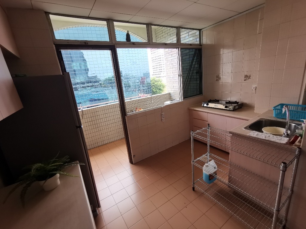 ROXY SQUARE 5 Common Room/Strictly Single Occupancy/no Owner Staying/No Agent Fee/Cooking allowed/Near Eunos MRT/Near Dakota MRT/Paya Lebar MRT/ AVAILABE 5 Aug - Marine Parade - Bedroom - Homates Singapore