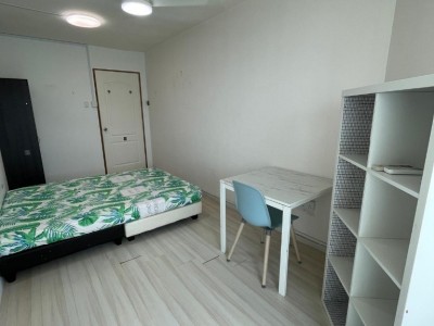 Singapore -  - 124 Jurong East Street 13, #06-19, Singapore 600124