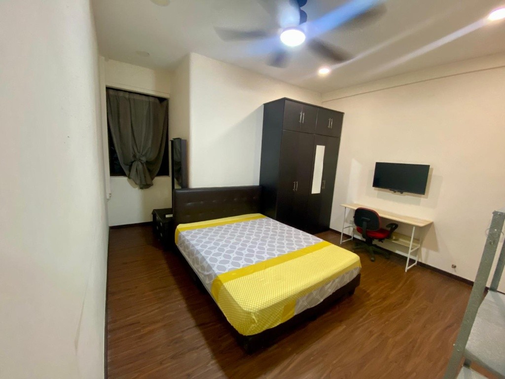 Room for Rent / Balestier (Newton MRT) / Common Room / 2-3 Pax Stay / Available Immediate /RM1 - Novena - Flat - Homates Singapore