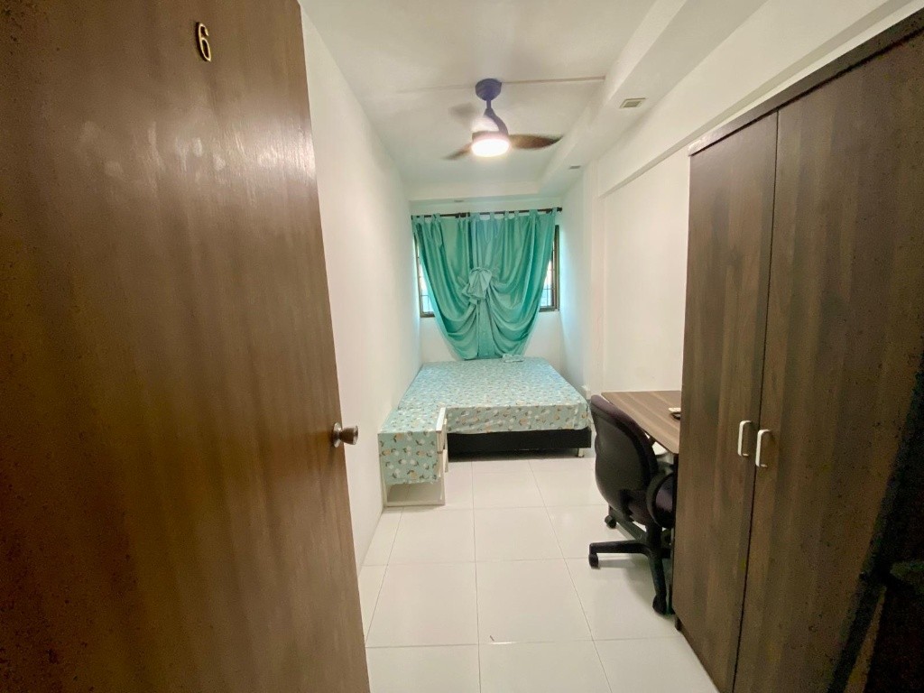 Outram Park MRT / Tanjong Pagar MRT / Available 4 Sep / Minimum 3 - 12 Month Rental / Utilities Included / No Owner Stay/ RM2 - Bukit Merah - Flat - Homates Singapore