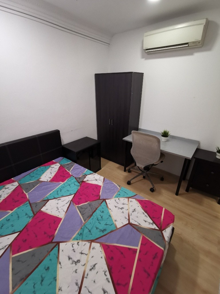 Room For Rent - East Coast (Marine Parade) - Paya Lebar 巴耶利嗒 - 整個住家 - Homates 新加坡