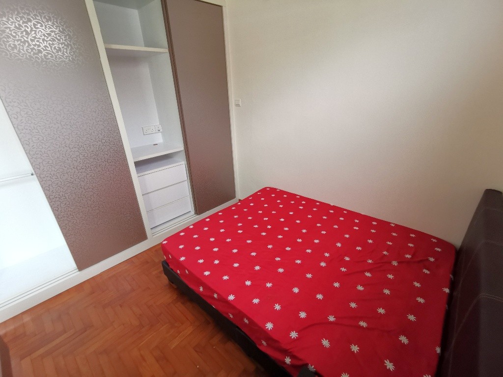 17 Oct Available-Common Room/1 or 2 person stay/ Wifi/No owner staying/No Agent Fee/Cooking allowed/KEMBANGAN MRT / EUNOS MRT / PAYA LEBAR MRT - Lorong Chuan - Flat - Homates Singapore