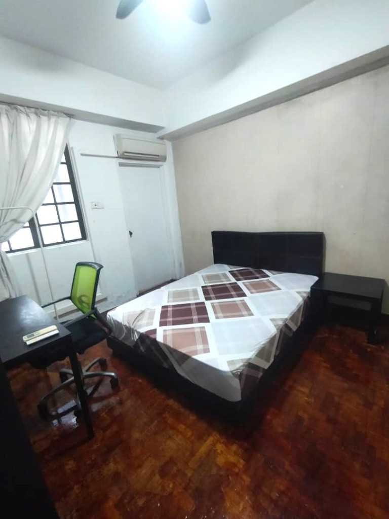 Room for Rent / Paya Lebar – Aljunied – Dakota MRT / Master Room / Available Immediate/ Moro Mansion - Paya Lebar 巴耶利嗒 - 整個住家 - Homates 新加坡