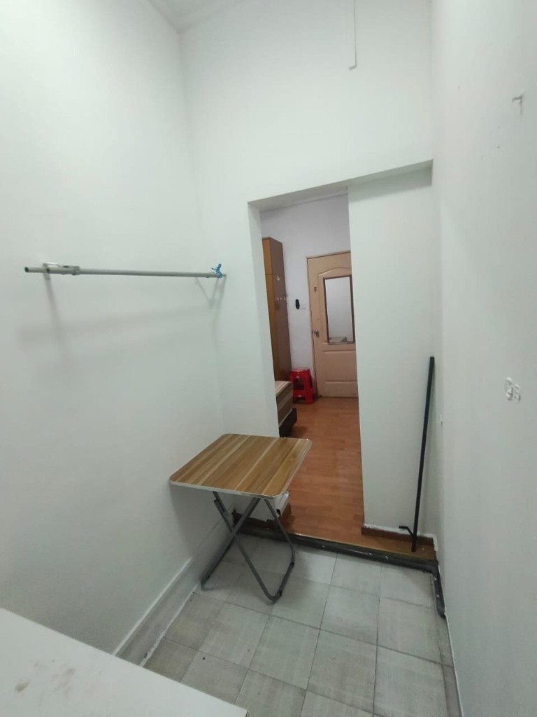 Room For Rent - Somerset, Newton, Dhoby Ghaut MRT/ Common room / 1-2 pax stay / Available﻿ Dec 25 - Orchard - Bedroom - Homates Singapore