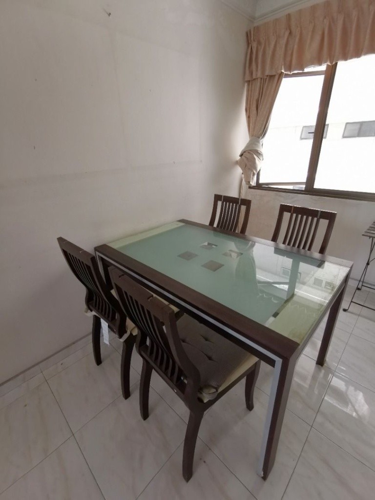 ROOM FOR RENT AT 10E BRADDELL VIEW #13-19/ COMMON ROOM/ 1PAX STAY/ Available﻿ Immediately - Toa Payoh - Flat - Homates Singapore