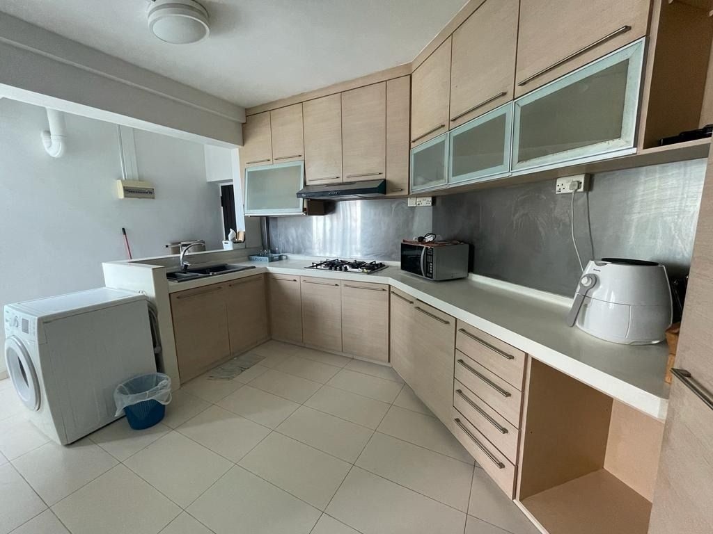 ROOM FOR RENT/BRADDELL VIEW #13-19/ COMMON ROOM/ 1 PAX STAY/ Available﻿ Feb 2 - Toa Payoh - Bedroom - Homates Singapore
