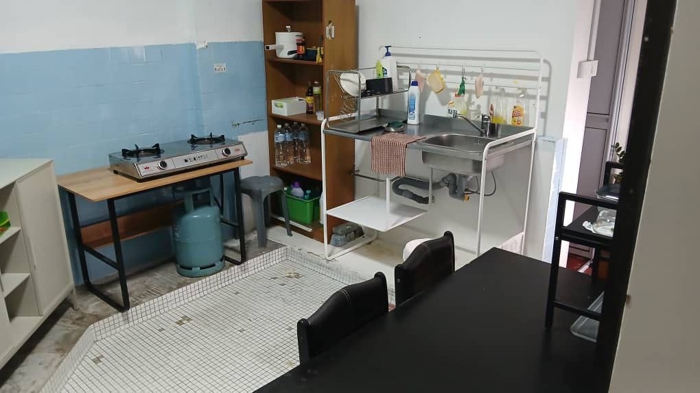 Toa Payoh room for rent/Caldecott, Braddell MRT/Common Room/1 pax stay only/Available 2 March - Toa Payoh - Bedroom - Homates Singapore