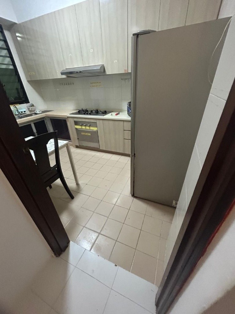 Room for rent / Braddell, Marymount, Caldecott MRT / Common room / 1 pax stay / Available﻿ FEB 12 - Toa Payoh - Bedroom - Homates Singapore