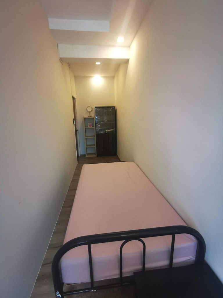 Available﻿ Immediately - Common Room/Include Utilities/Wifi/Aircon/No Agent Fee/Light Cooking Allowed/Washing Machine - Toa Payoh 大巴窯 - 分租房間 - Homates 新加坡