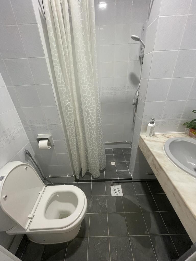 Available﻿ June 2 - Common Room/Include Utilities/Wifi/Aircon/No Agent Fee/Light Cooking Allowed/Washing Machine - Toa Payoh 大巴窯 - 分租房間 - Homates 新加坡